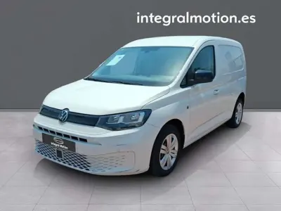 Usado VW Caddy Business+ 102 CV (75 kW) 2022 Blanco Monovolumen