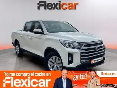Usado SsangYong Musso 203 CV (149 kW) 2023 Blanco Pickup/Camioneta