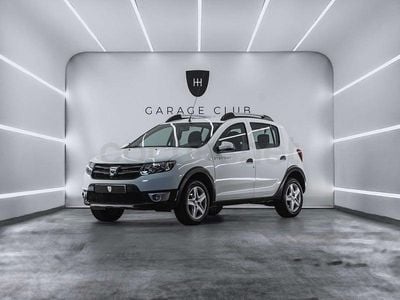 Usado Dacia Sandero Stepway 90 CV (66 kW) 2015 Blanco Berlina