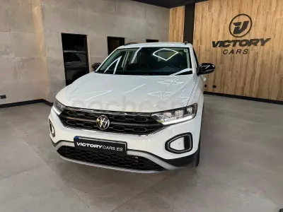 Usado VW T-Roc Advance 110 CV (80 kW) 2022 Blanco SUV