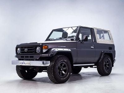 Begagnad Toyota Land Cruiser 150 HK (110 kW) 1985 Svart SUV