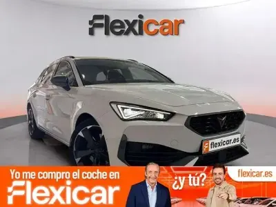 Usado Cupra Leon 150 CV (110 kW) 2023 Blanco Familiar