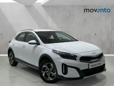 Usado Kia XCeed 100 HP (73 kW) 2024 Branco SUV