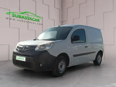 Usado Renault Kangoo 75 CV (55 kW) 2019 Blanco Monovolumen