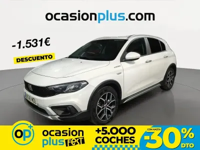 Begagnad Fiat Tipo Cross 130 HK (95 kW) 2023 Vit Sedan