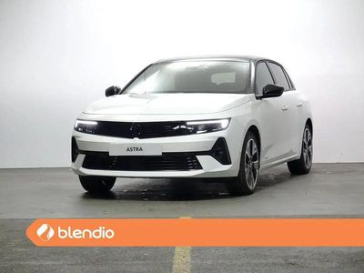 Usado Opel Astra Edition 132 kW (180 CV) 2023 Blanco Berlina