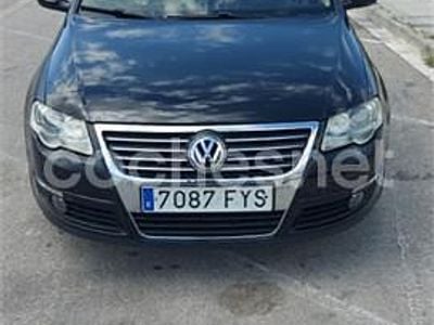 Usado VW Passat Highline 170 CV (125 kW) 2007 Negro Familiar