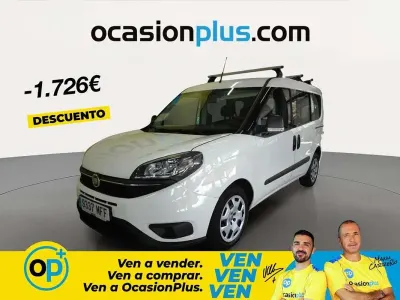 Usado Fiat Doblò 90 CV (66 kW) 2023 Blanco Monovolumen