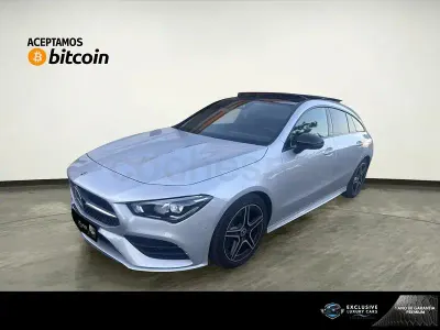 Usado Mercedes CLA250e Shooting Brake 224 CV (164 kW) 2023 Gris / plata Familiar