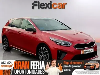Occasion Kia Ceed GT-Line 136 PK (100 kW) 2022 Rood Hatchback