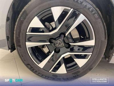 Occasion Peugeot 208 Allure 101 PK (74 kW) 2025 Grijs Hatchback