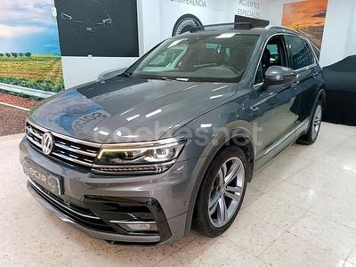 Usado VW Tiguan Sportline 190 CV (139 kW) 2021 Gris / plata SUV