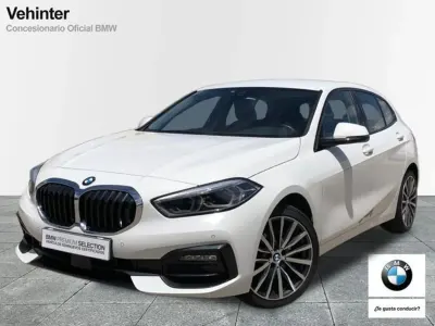 Usado BMW 118 Shadowline 140 CV (102 kW) 2021 Blanco Utilitario