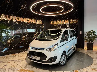 Usado Ford Tourneo Titanium 125 CV (91 kW) 2014 Blanco Monovolumen