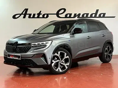 Usado Renault Austral Iconic Esprit Alpine 200 CV (147 kW) 2024 Gris / plata SUV