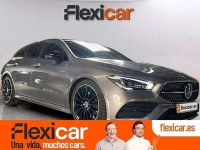 Gris Usado 2020 Mercedes CLA200 Shooting Brake Familiar | 24.690 € (Buen precio)