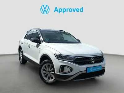 Usado VW T-Roc Life 110 CV (80 kW) 2022 Blanco SUV