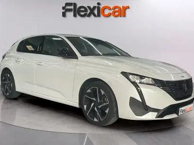 Usado Peugeot 308 Allure 131 CV (96 kW) 2021 Blanco Berlina