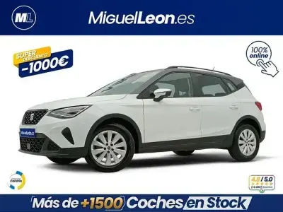 Usado Seat Arona Style 110 CV (80 kW) 2023 Blanco SUV