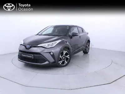 Usado Toyota C-HR Advance 122 CV (89 kW) 2022 Gris / plata SUV