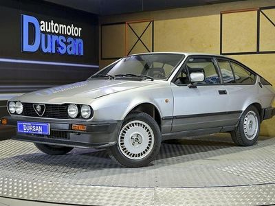 Usado Alfa Romeo GTV 131 CV (96 kW) 1986 Gris / plata Coupe
