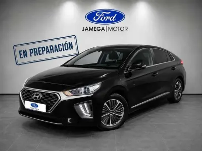 Usado Hyundai Ioniq 141 CV (103 kW) 2022 Negro Utilitario