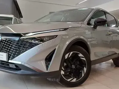 Usado Nissan Qashqai N-Connecta 140 CV (102 kW) 2025 Diamond silver SUV
