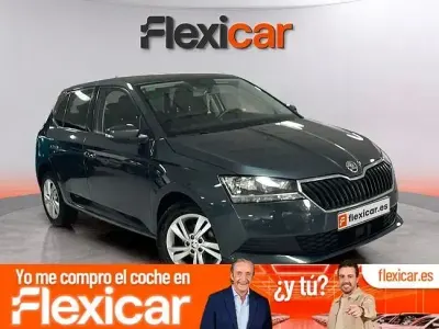 Usado Skoda Fabia Ambition 60 CV (44 kW) 2020 Azul Utilitario