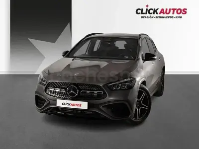 Usado Mercedes GLA200 150 CV (110 kW) 2024 Gris / plata SUV