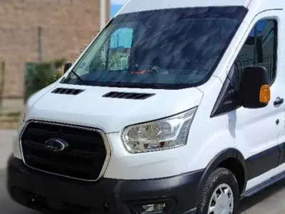 Usado Ford Transit Limited 131 CV (96 kW) 2021 Blanco Van