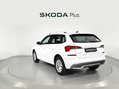 Usado Skoda Kamiq Ambition 110 CV (80 kW) 2023 Blanco SUV