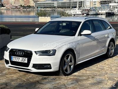 Usado Audi A4 S-Line 150 CV (110 kW) 2015 Blanco Familiar
