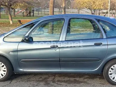 Używany Citroën Xsara Picasso Exclusive 92 KM (67 kW) 2006 Niebieski Minivan