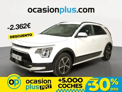Usado Kia Niro 141 CV (103 kW) 2023 Blanco SUV