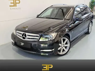Usado Mercedes C220 Avantgarde 170 CV (125 kW) 2011 Gris / plata Familiar