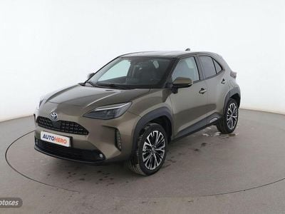 Verde Usado 2022 Toyota Yaris Cross Style SUV | 23.999 € (Precio justo)