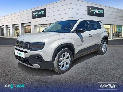 Usado Jeep Avenger Altitude 101 CV (74 kW) 2025 Gris SUV