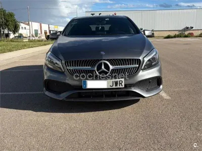 Usado Mercedes A200 136 CV (100 kW) 2017 Gris / plata Berlina