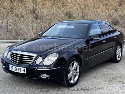 Negro Usado 2007 Mercedes E320 Avantgarde Berlina | 6500 € (Precio justo)