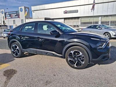 Usado Citroën C4 Feel 131 CV (96 kW) 2022 Negro Utilitario