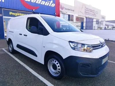 Usado Citroën Berlingo 102 CV (75 kW) 2019 Blanco Monovolumen
