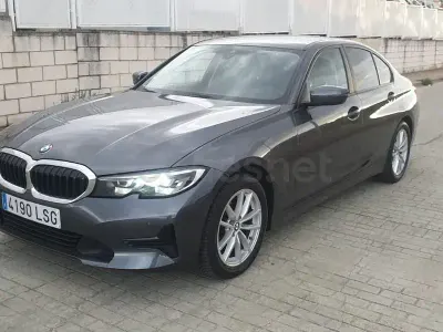 Usado BMW 320 190 CV (139 kW) 2021 Gris / plata Familiar