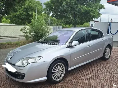 Usado Renault Laguna III Dynamique 150 CV (110 kW) 2008 Gris / plata Berlina