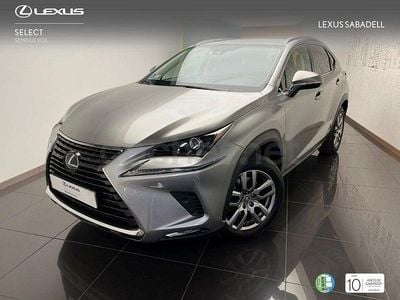 Usado Lexus NX300h Executive Line 197 CV (144 kW) 2019 Gris / plata SUV