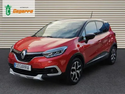 Usado Renault Captur Zen 91 CV (66 kW) 2018 Rojo SUV