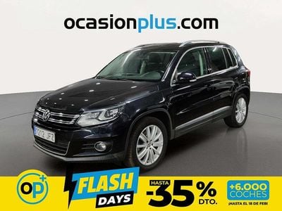 Usado VW Tiguan Sportline 140 CV (102 kW) 2015 Negro SUV