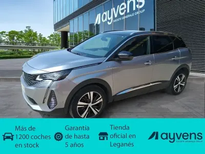 Usado Peugeot 3008 GT 131 CV (96 kW) 2023 Gris SUV