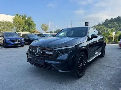 Nuevo Mercedes GLC300e 313 CV (230 kW) 2026 Gris / plata SUV