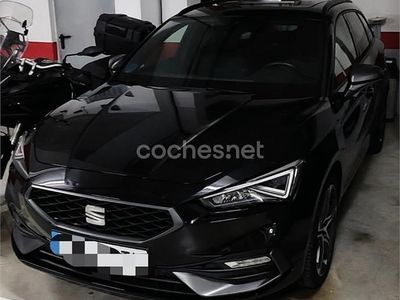 Usado Seat Leon FR 204 CV (150 kW) 2021 Negro Familiar