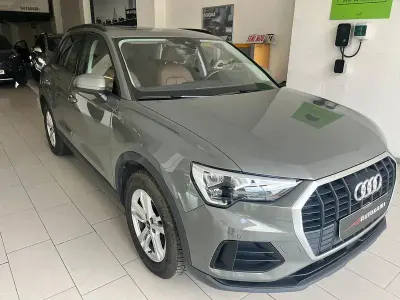 Usado Audi Q3 150 CV (110 kW) 2020 Verde SUV